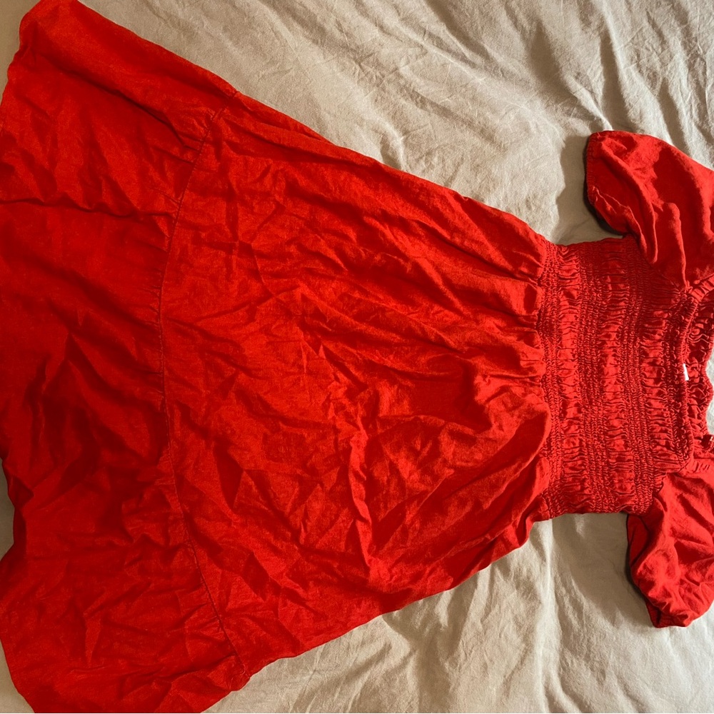 Isabel Maternity Linen Red Smocked Dreas